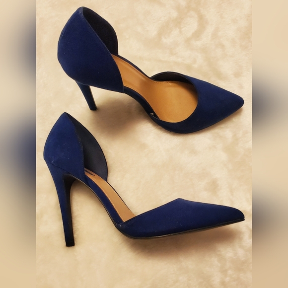 Blue suede heels! Stunning shoes like new! Forever 21 - Picture 2 of 4